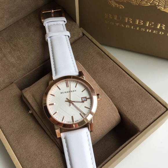 Burberry Accessories - BRAND NEW Burberry White Unisex Watch Bu9012